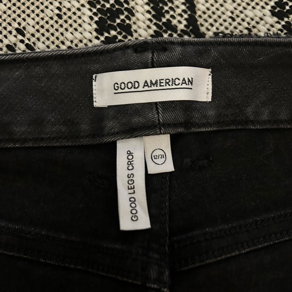 Good American like new jeans - Picture 3 of 4